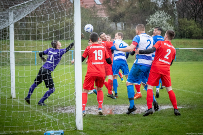 SENIORZY APBO- KS ŁOPUCHOWO